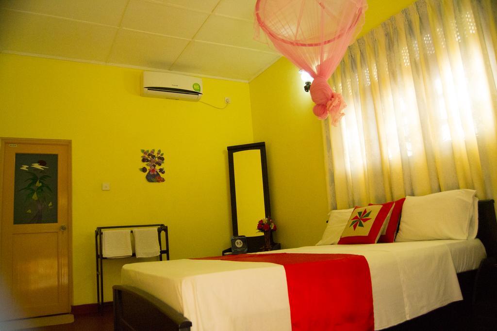 Sigiri Sithru Home Stay สิกิริยา ภายนอก รูปภาพ